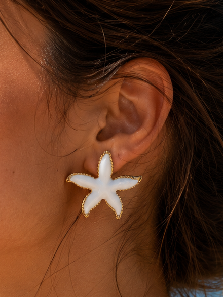 Boucles d’oreilles Étoile de Mer blanches – Acier inoxydable doré