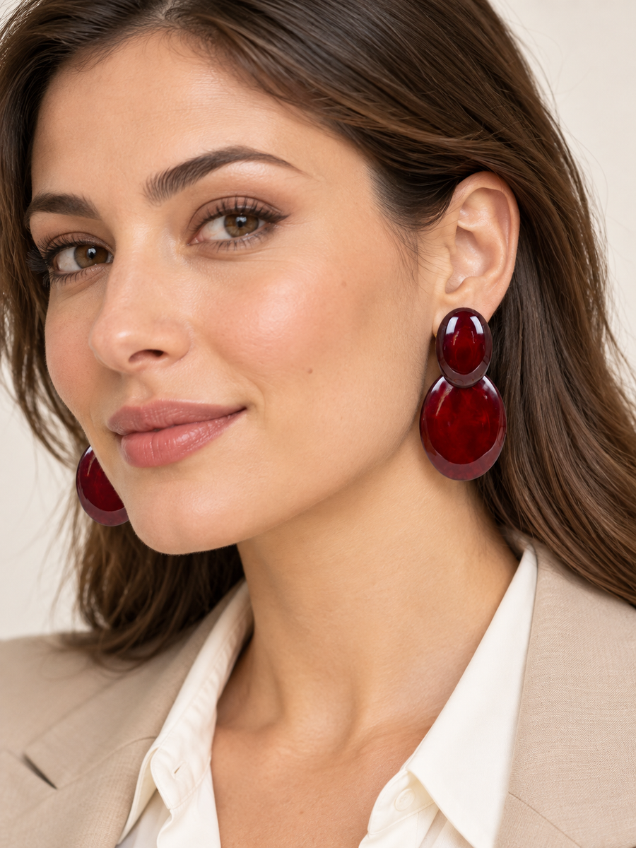 Boucles d’oreilles clips ovales en résine – 6,5 cm