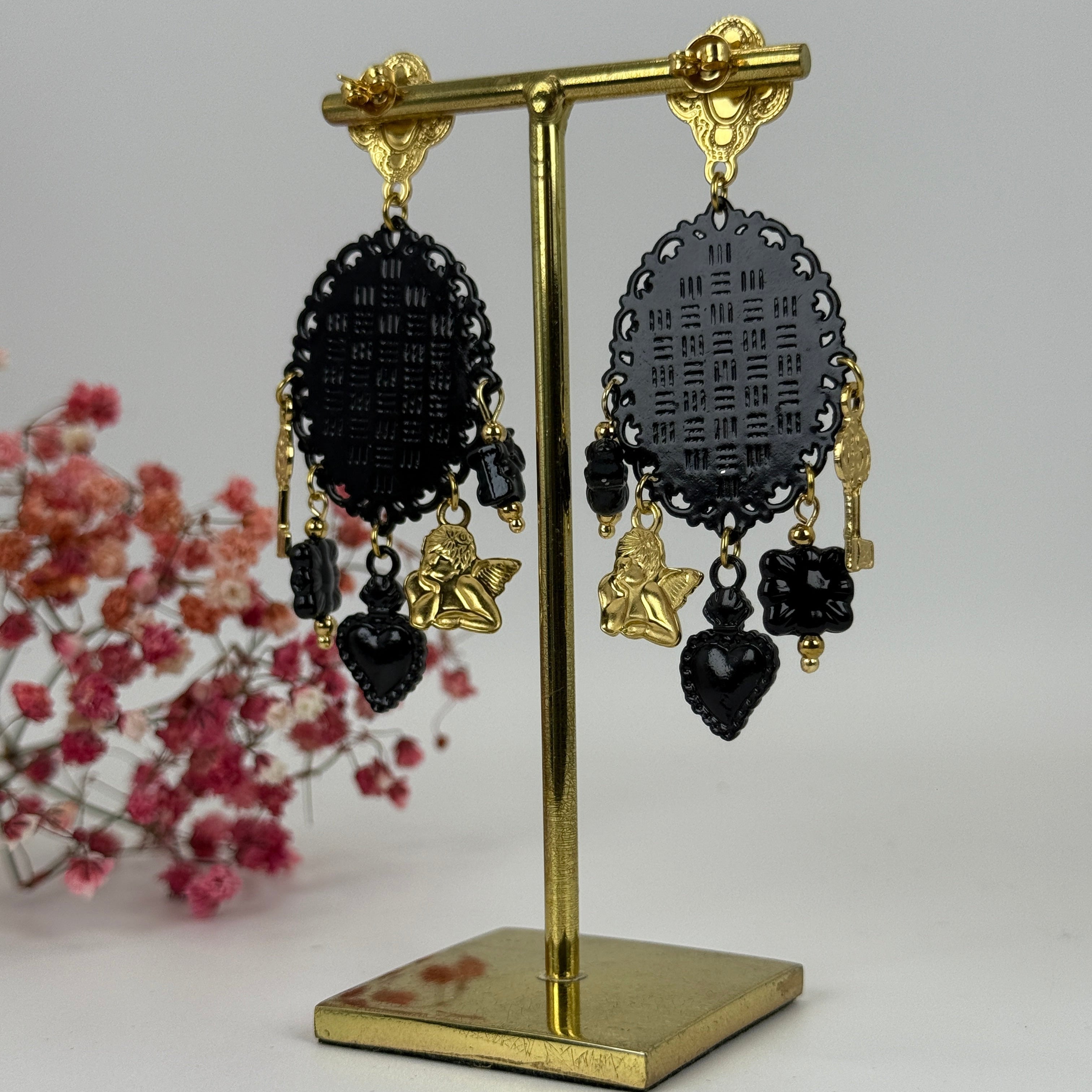 Barocke Kamée-Ohrringe aus Edelstahl – Schwarz & Gold