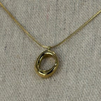 Collier doré en acier inoxydable – Pendentif ovale élégant – Chaîne réglable résistante à l’eau.