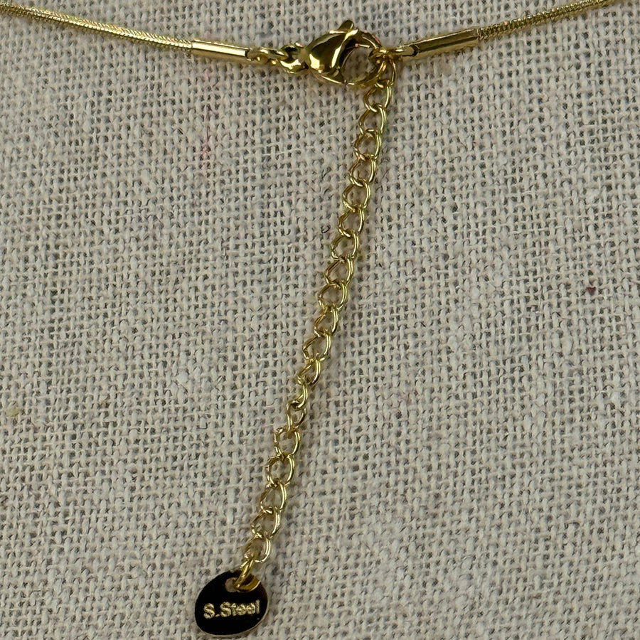 Vergoldete Edelstahlkette – Eleganter ovaler Anhänger – Wasserbeständige, verstellbare Kette.