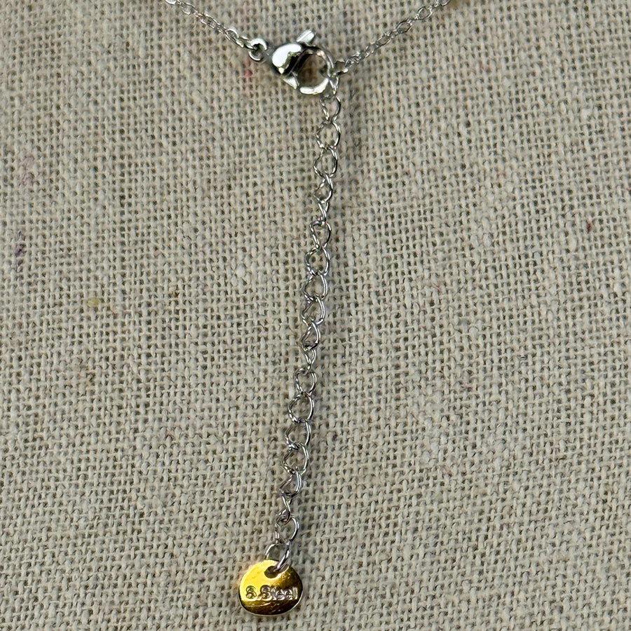 Y-Halskette aus silberfarbenem Edelstahl – verstellbare Kette mit Ankerkettenanhänger.