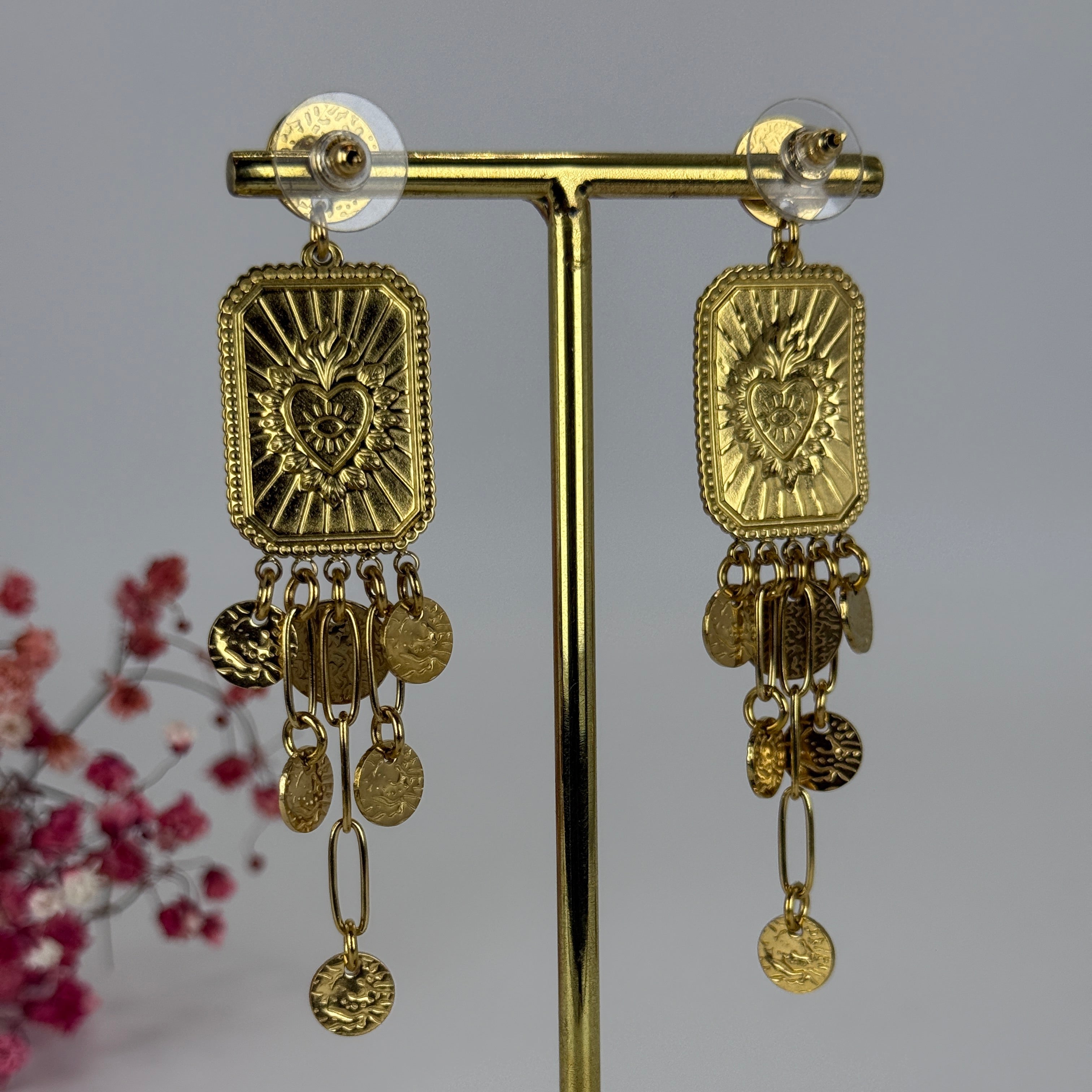 Boucles d’oreilles dorées en acier inoxydable – Style vintage médaillon et pampilles