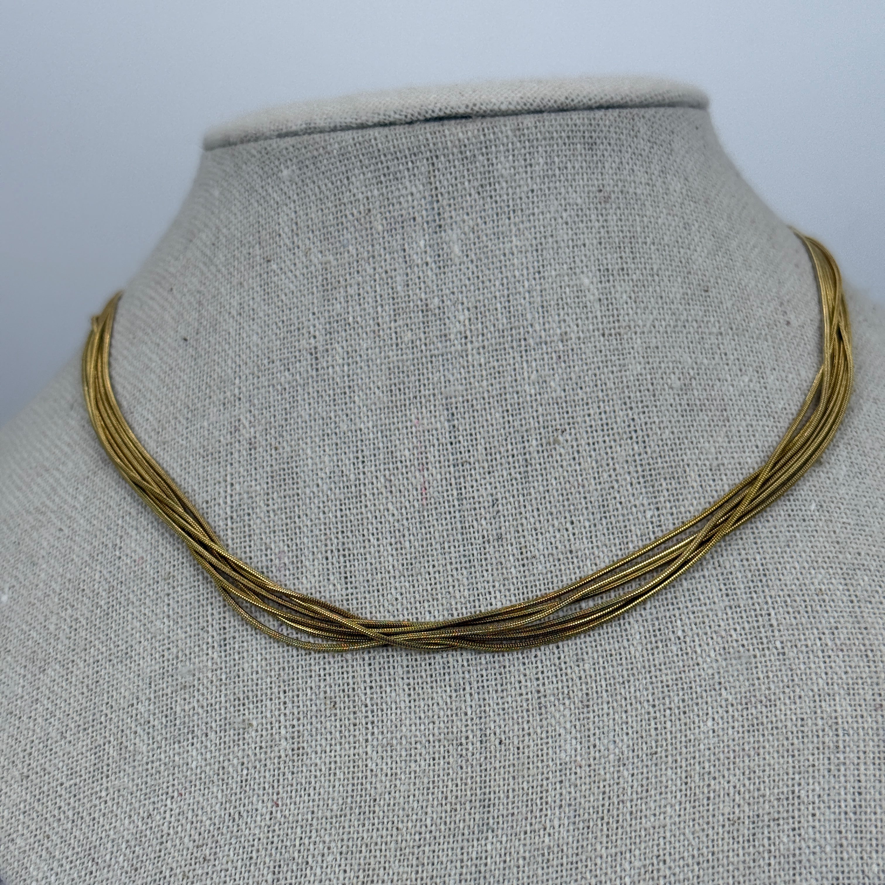 Collier multi-rangs doré en acier inoxydable – Chaînes serpent élégantes