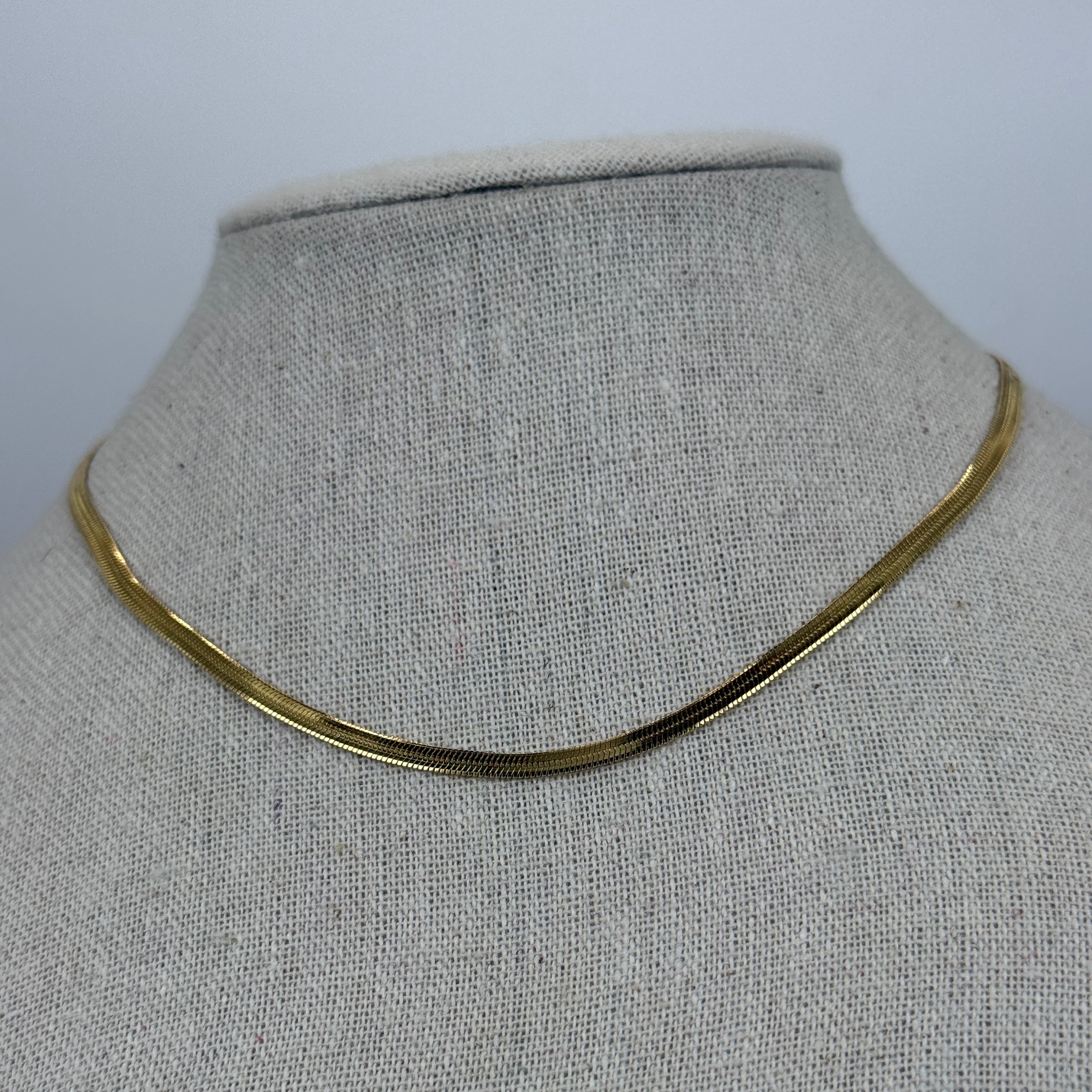 Vergoldete Choker-Halskette aus Edelstahl – Glänzende Schlangenkette
