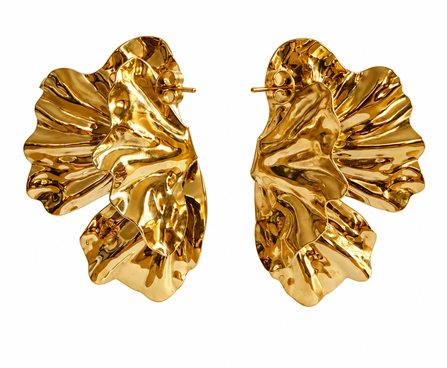 Weiße Herzohrringe aus goldfarbenem Edelstahl