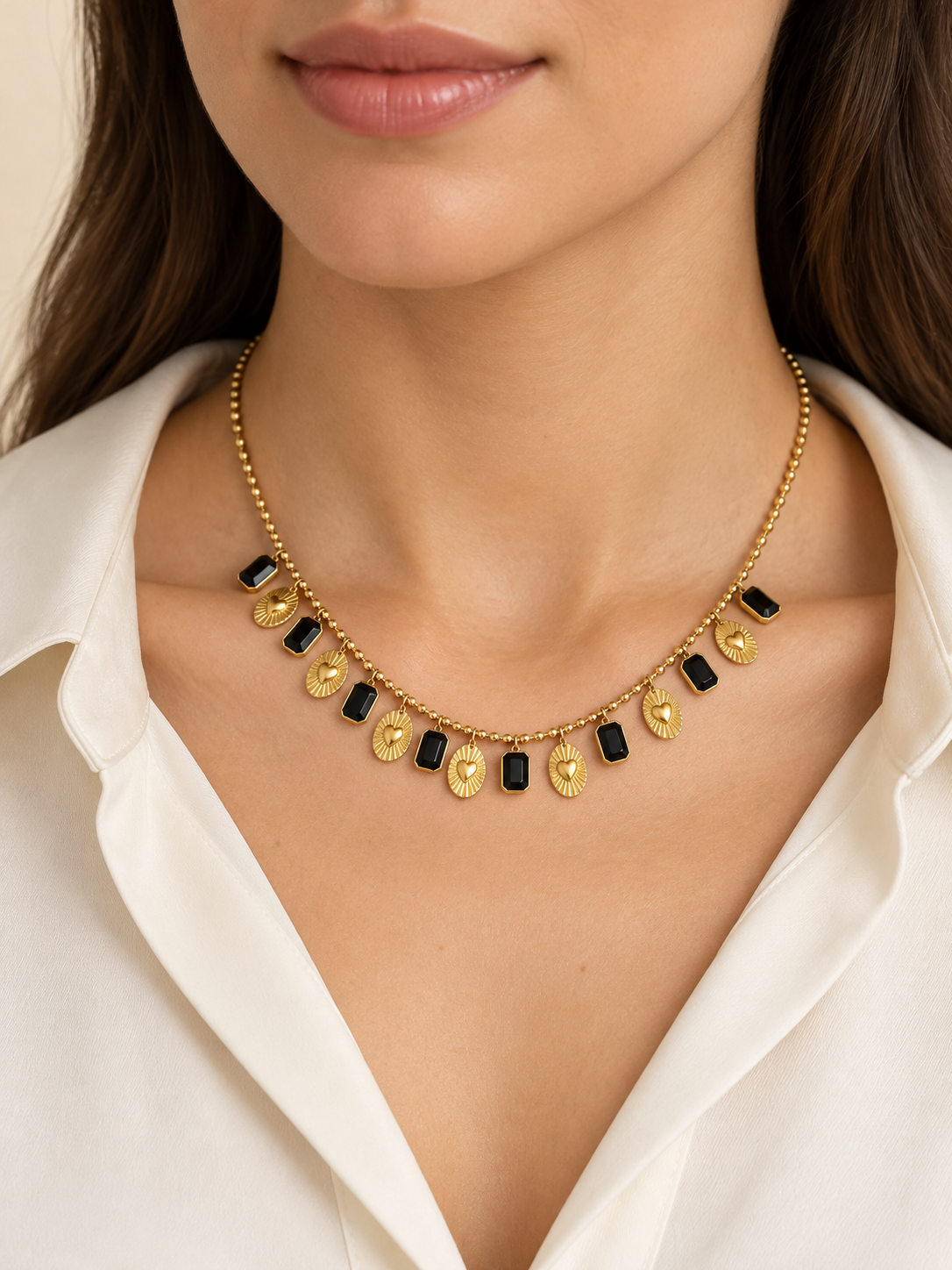 Collier doré à pampilles cœur et ornements facettés en acier inoxydable - 3 coloris