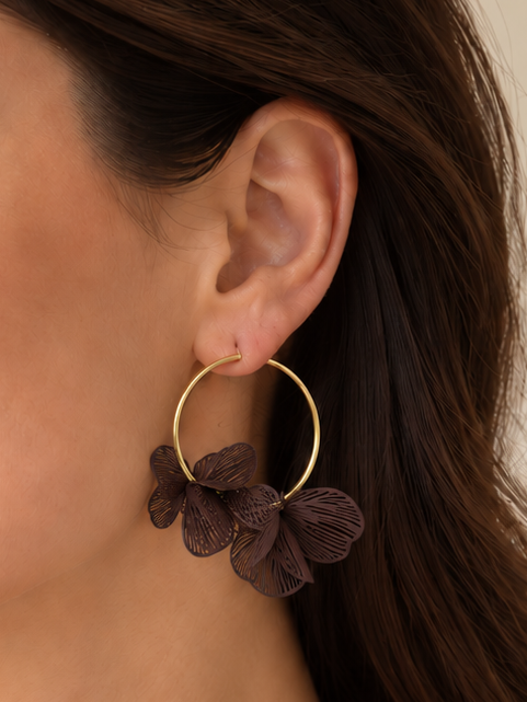 Boucles d'oreilles créoles dorées à fleurs ajourées en acier inoxydable – 5 coloris -4 cm