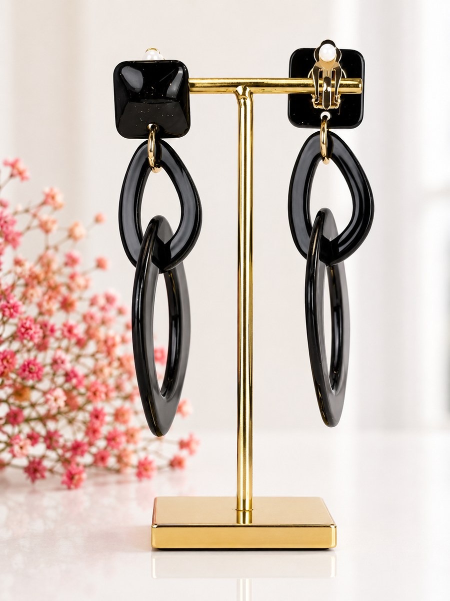 Boucles d'oreilles Clips pendantes 2 Ovales en Résine bleu, noir ou marron.