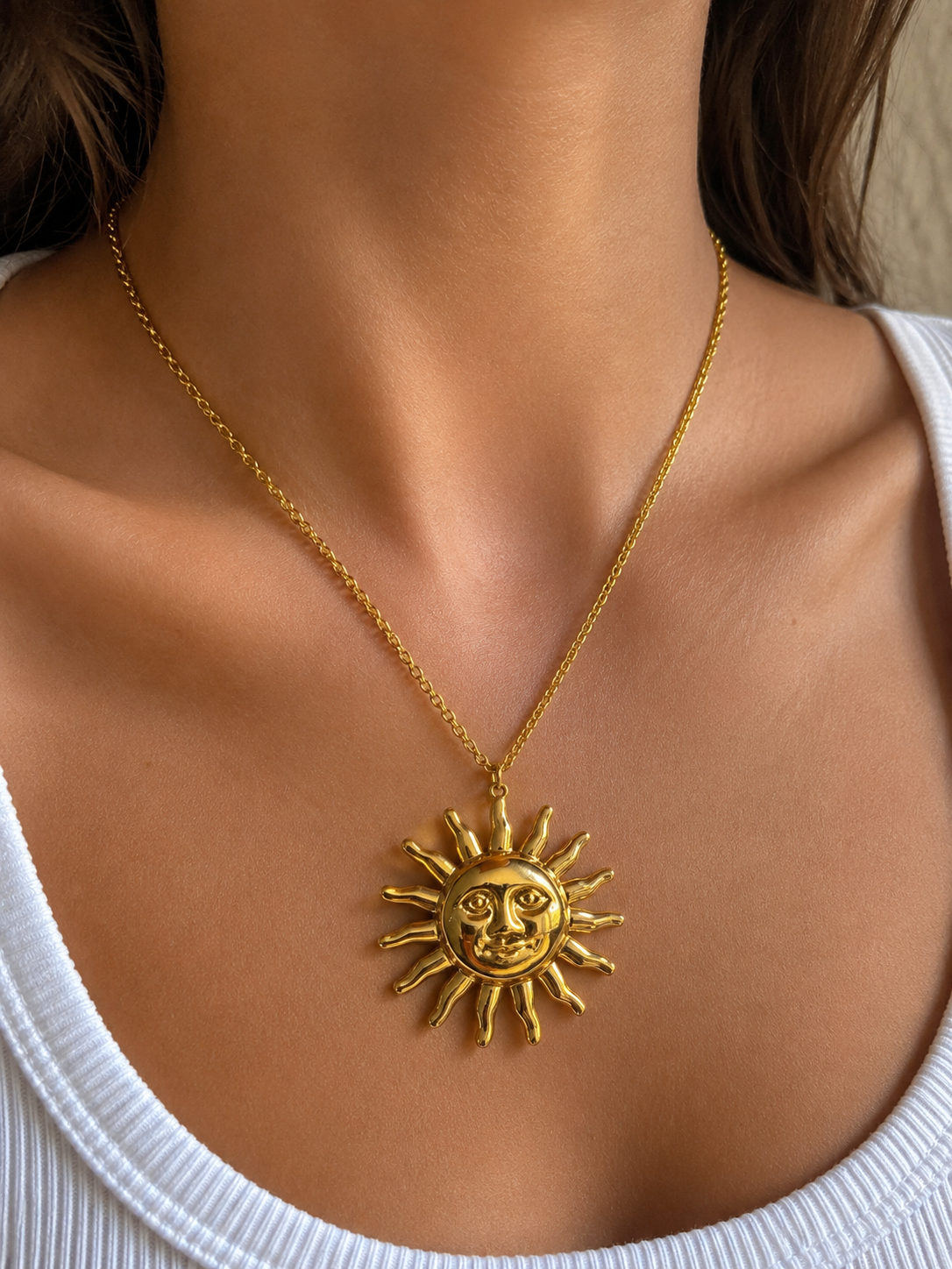 Collier pendentif grand Soleil en Acier Inoxydable – Doré ou Argenté