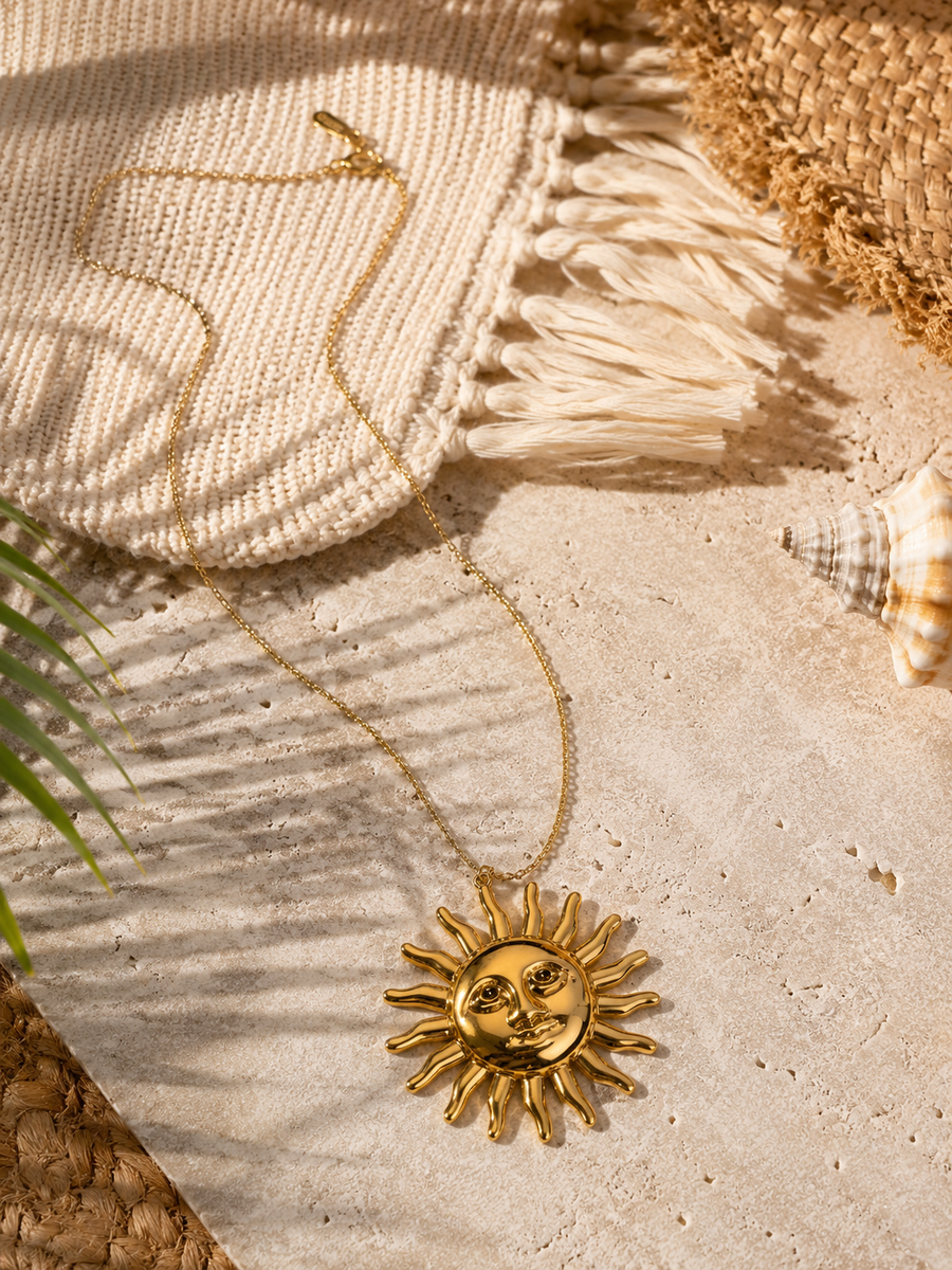 Collier pendentif grand Soleil en Acier Inoxydable – Doré ou Argenté
