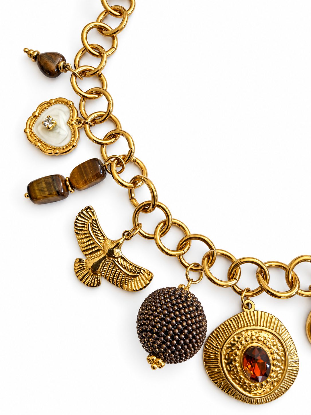 Verstellbare Halskette mit goldenem und rotem Herz – Barock & Sakralstil, braune Perlen.
