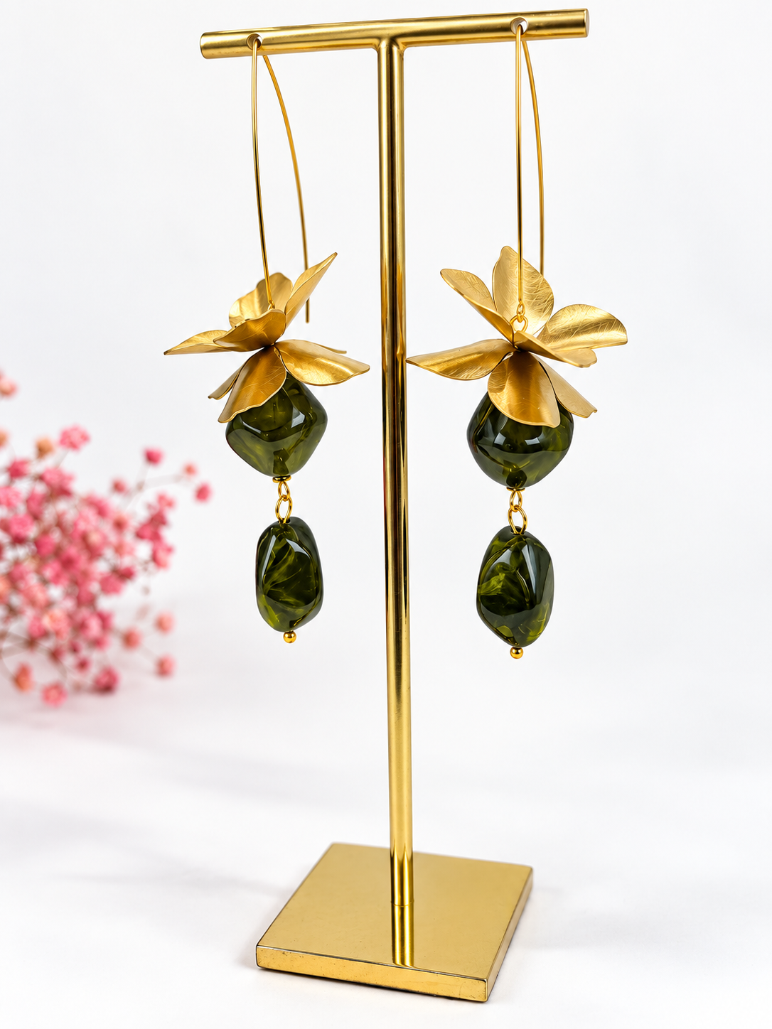 Feine Kettenohrringe mit kleiner Metallperle, lange minimalistisch – Vergoldeter Edelstahl.