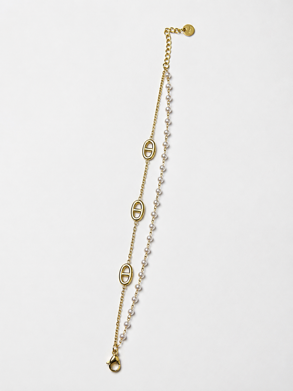 Bracelet fin double chaînes d’ancre en acier inoxydable doré et perles – bijou femme élégant et tendance
