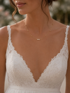 Chaîne de Dos en Acier Inoxydable Dorée et Perles Blanches – Élégance Bohème Chic