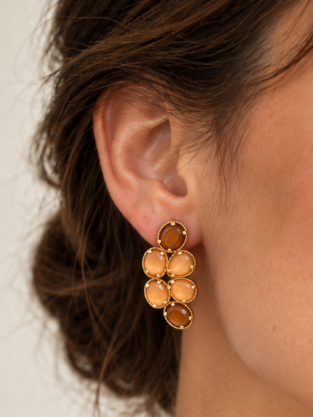 Boucles d’oreilles dorées à cabochons miel et caramel en acier inoxydable – 3 cm