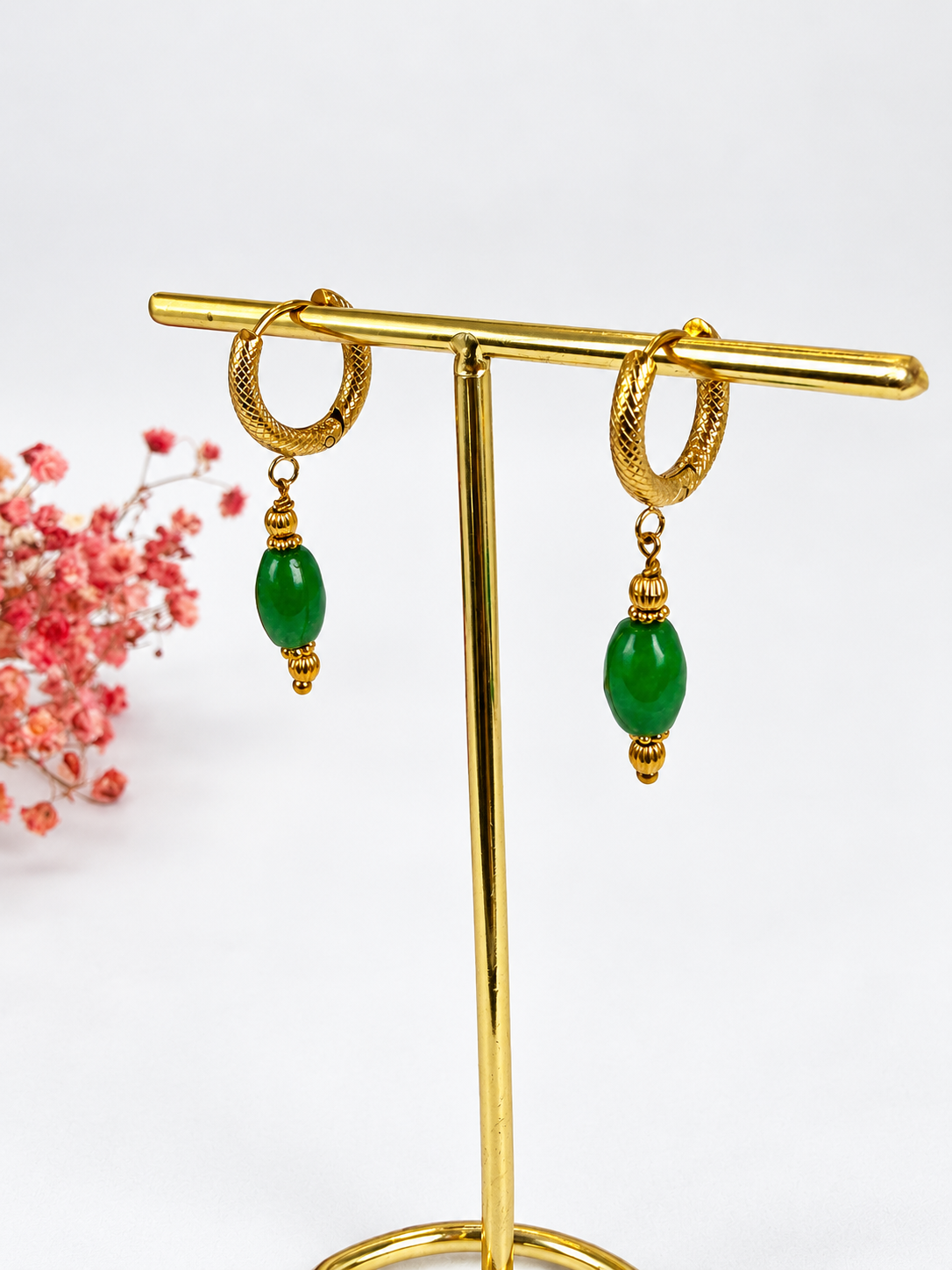 Feine Kettenohrringe mit kleiner Metallperle, lange minimalistisch – Vergoldeter Edelstahl.