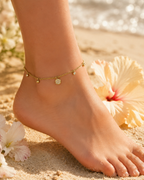Bracelet de cheville dorée ajustable avec pampilles