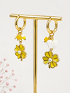 Boucles d’oreilles fleur jaune pendantes – Acier inoxydable doré
