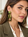 Boucles d’oreilles pendantes géométriques en résine – 4 coloris
