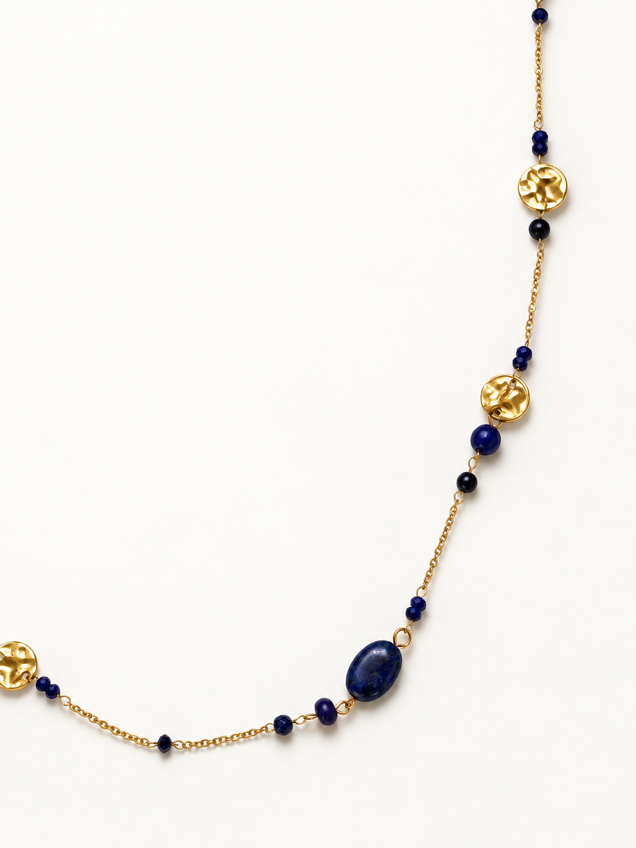Collier sautoir à perles colorées et pastilles dorées – 89 cm