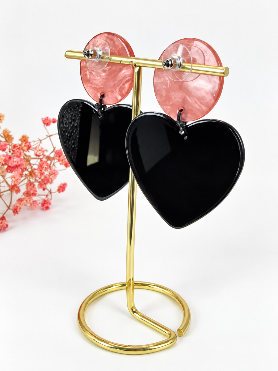 Boucles d’oreilles cœur en résine – 4 coloris