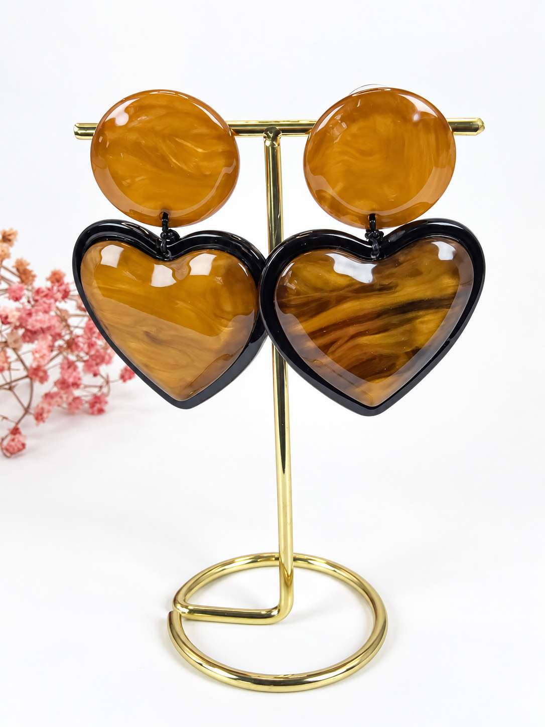 Boucles d’oreilles cœur en résine – 4 coloris