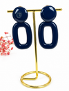 Boucles d’oreilles pendantes en résine ajourée – 5,5 cm