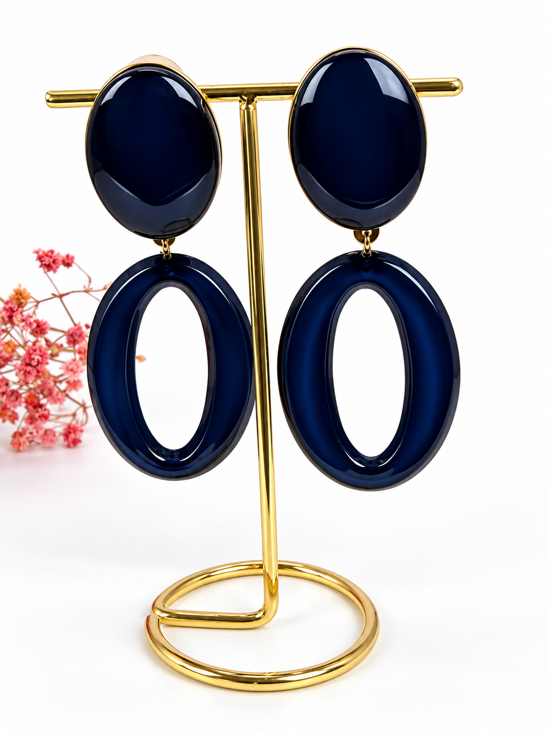 Boucles d’oreilles pendantes ovales en résine – 7,5 cm