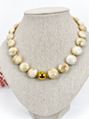 Collier court à pastilles colorées – 4 coloris