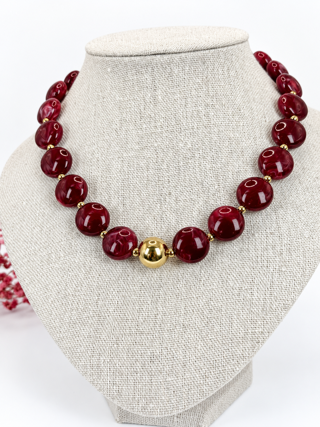 Collier court à pastilles colorées – 4 coloris