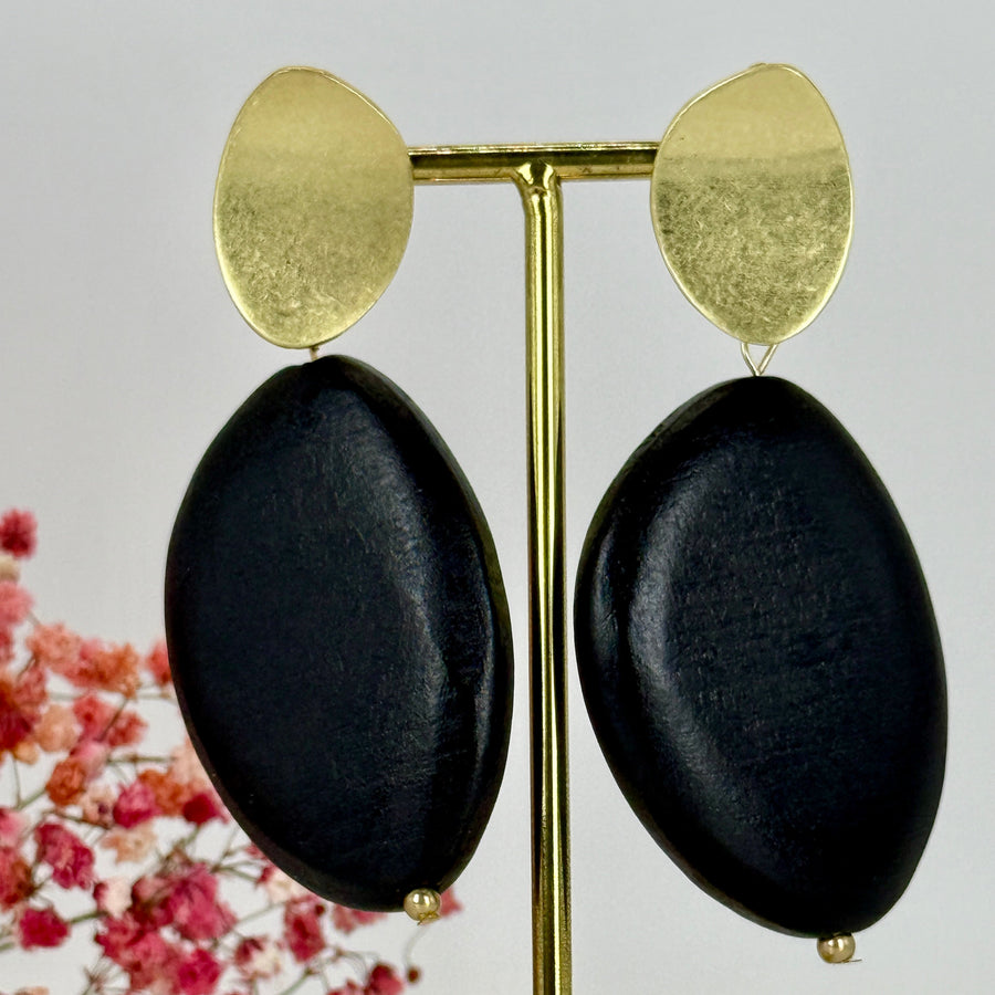 Boucles d'oreilles Clips Galets en Bois noir, marron ou bleu.