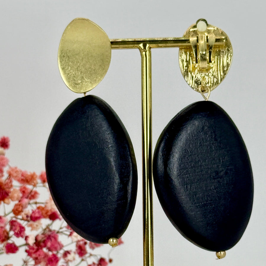 Boucles d'oreilles Clips Galets en Bois noir, marron ou bleu.