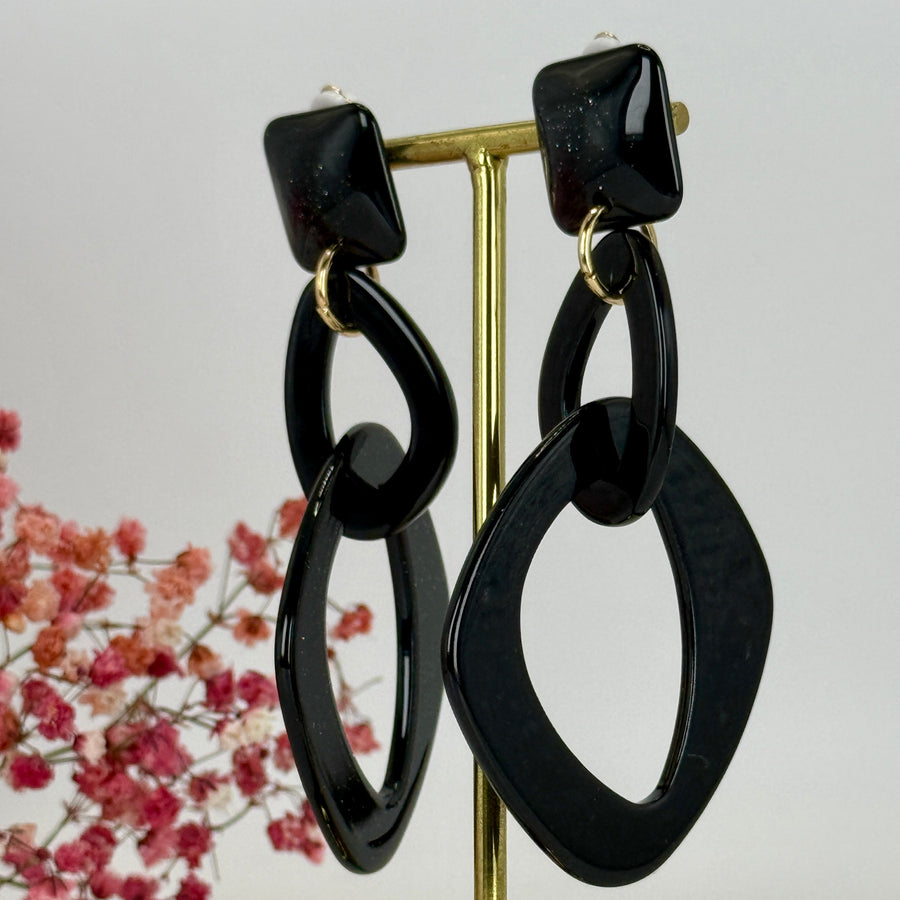 Boucles d'oreilles Clips pendantes 2 Ovales en Résine bleu, noir ou marron.