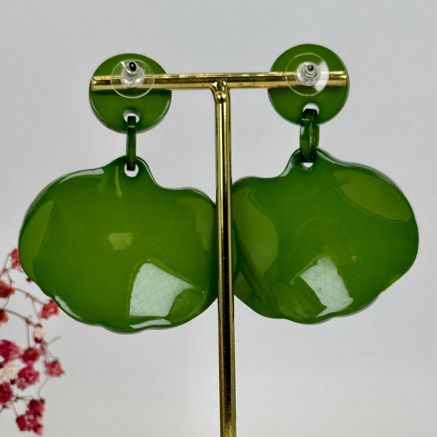 Oorbellen Eventail in oranje, groene of blauwe hars.