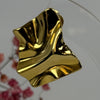 Ohrclips mit zerknittertem Gold- oder Silbereffekt – Hypoallergener Edelstahl.