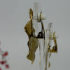 Ohrclips mit zerknittertem Gold- oder Silbereffekt – Hypoallergener Edelstahl.