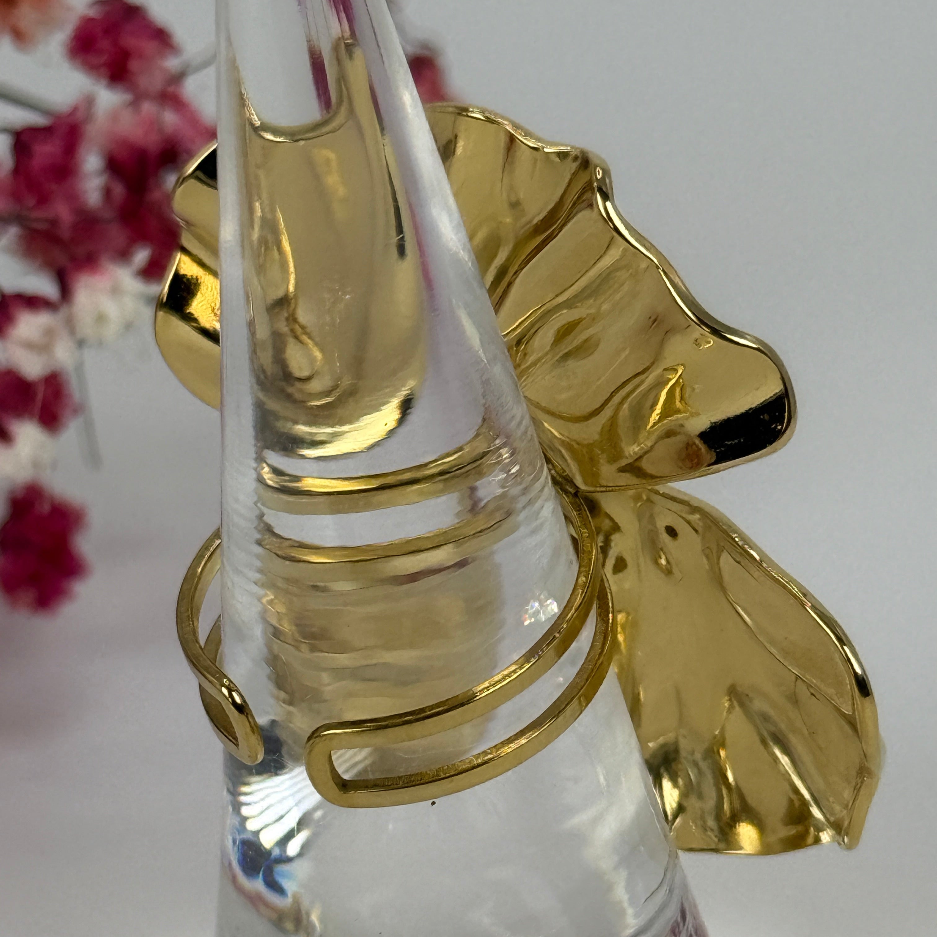 Verstellbarer Ring aus Edelstahl – Elegantes, gewelltes Blattdesign – Gold- oder Silberfinish