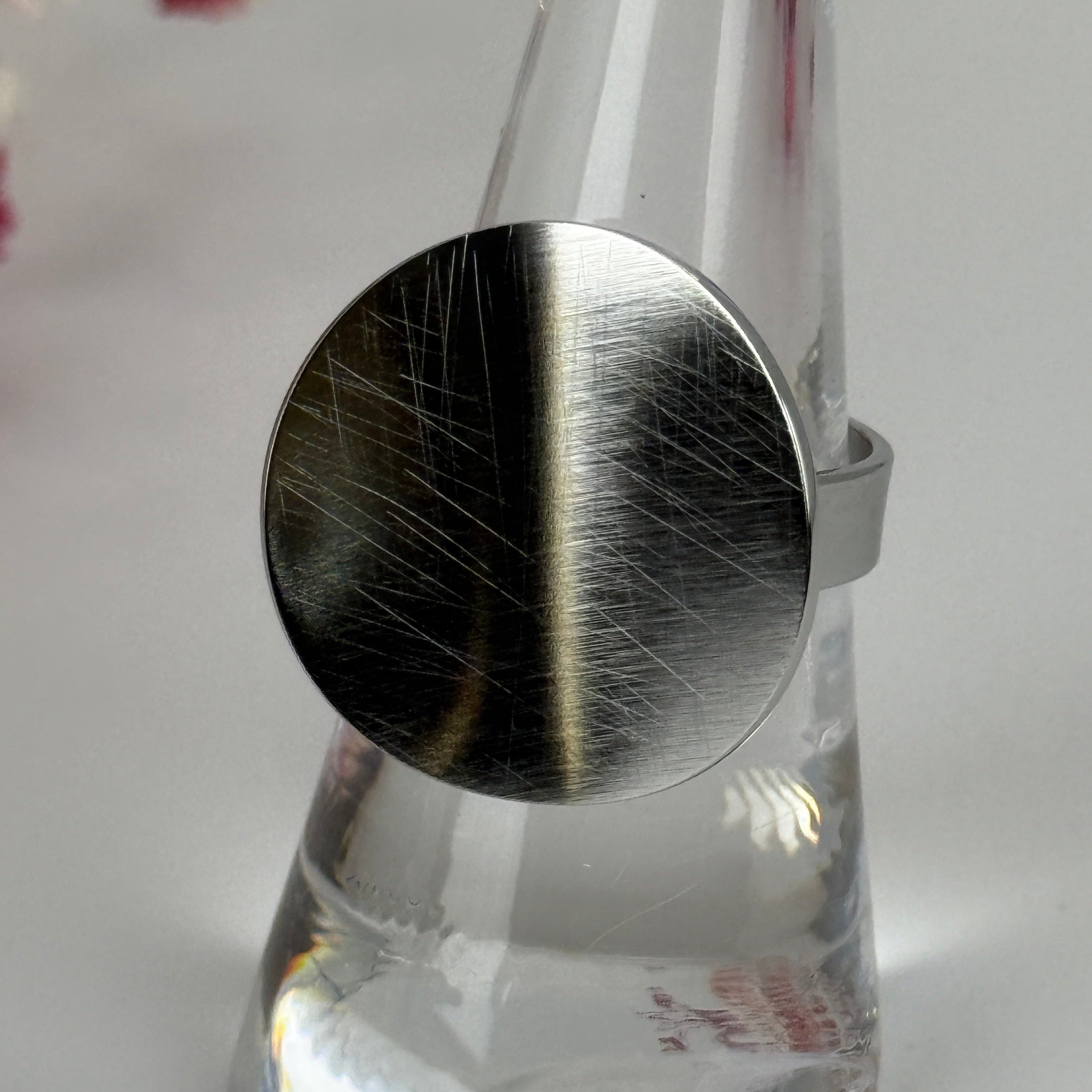 Verstellbarer Ring aus Edelstahl – Großer, runder, gebürsteter Ring – Gold- oder Silber-Finish