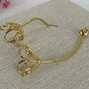 Boucles d’oreilles florales en acier inoxydable doré – Design fleurs ajourées modernes