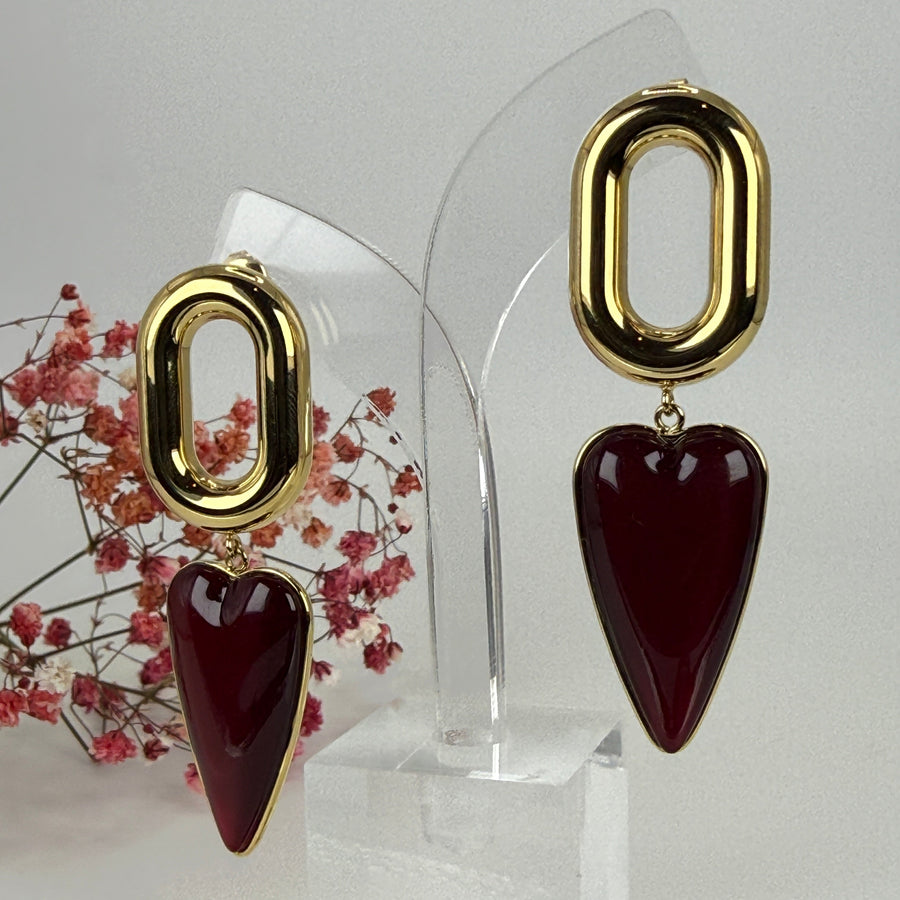 Boucles d’oreilles dorées en acier inoxydable – Cœur rouge brillant, design moderne