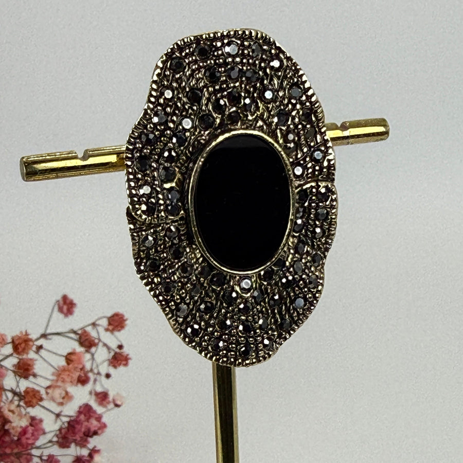 Broche aimantée vintage en acier inoxydable – Bijou élégant avec pierre noire