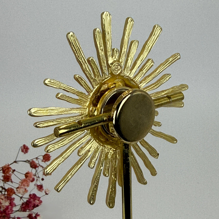 Broche aimantée soleil – Doré mat  – Acier inoxydable
