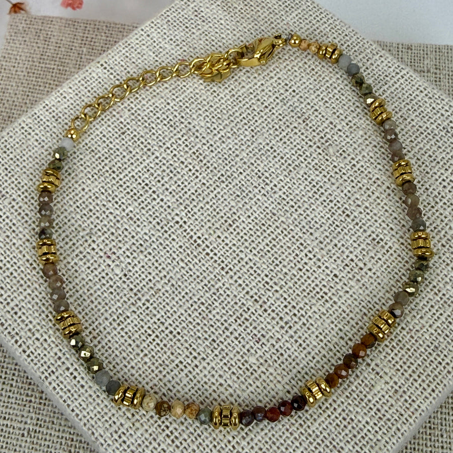 Bracelet perles multicolore & acier inoxydable doré – bijou fin et résistant