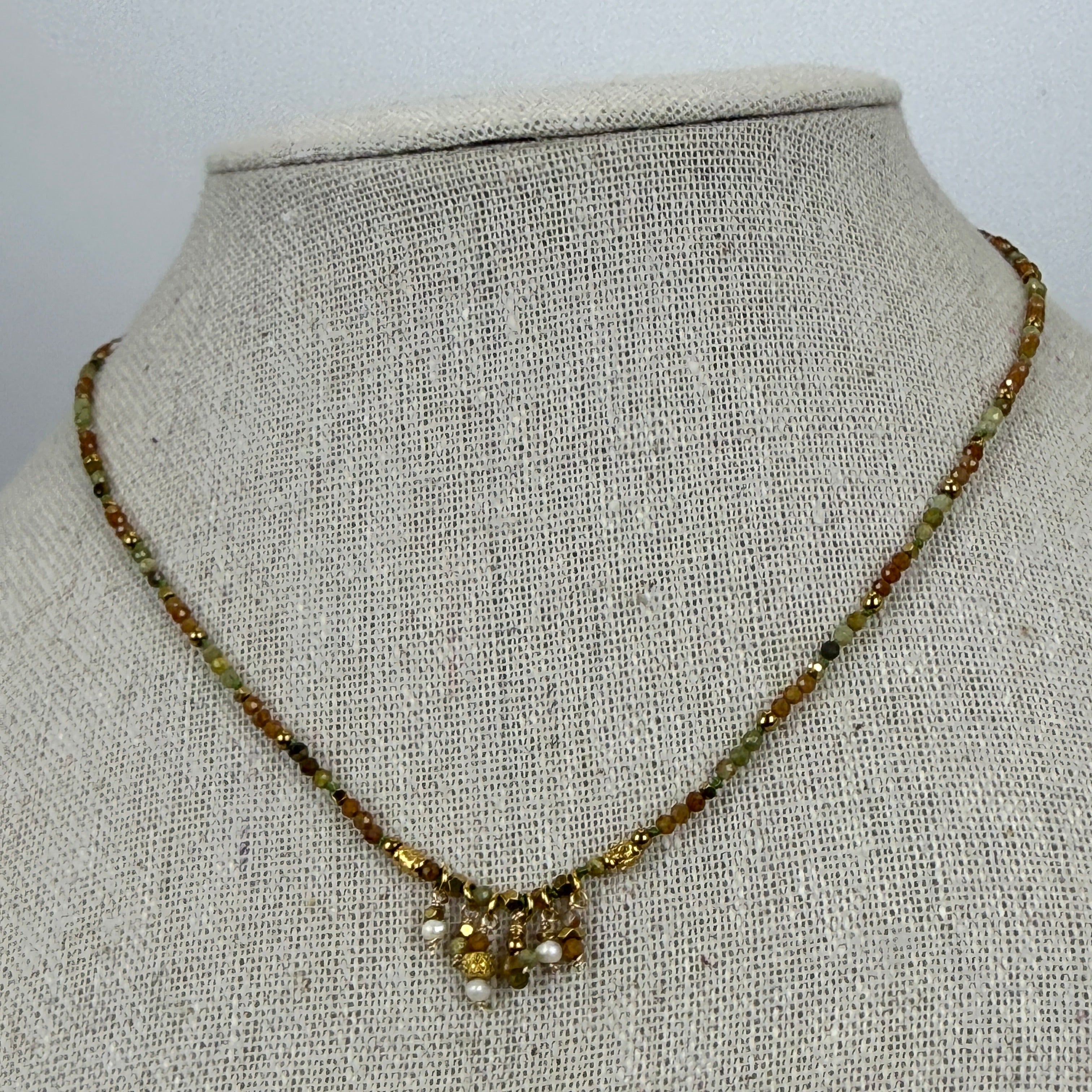 Collier perles facettées en acier inoxydable doré – Charms élégants