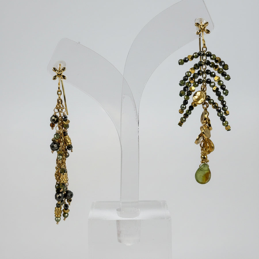 Edelstahl-Ohrringe, asymmetrisch – Ketten & Perlen aus grünen Steinen – angesagter Schmuck