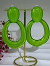 Boucles d’oreilles en résine à clips – Design ovale graphique et coloré