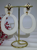 Boucles d’oreilles en résine à clips – Design ovale graphique et coloré