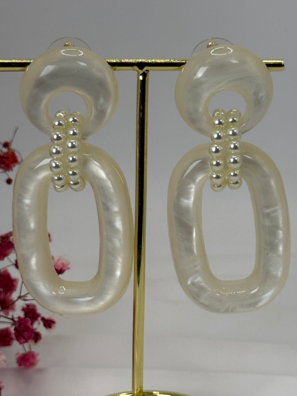 Boucles d’oreilles en résine à enfiler – Design ovale chic et coloré