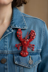 Broche homard rouge en tissu et strass – 9 cm